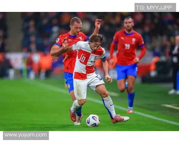 克罗利亚足球明星的辉煌历程与未来展望探讨